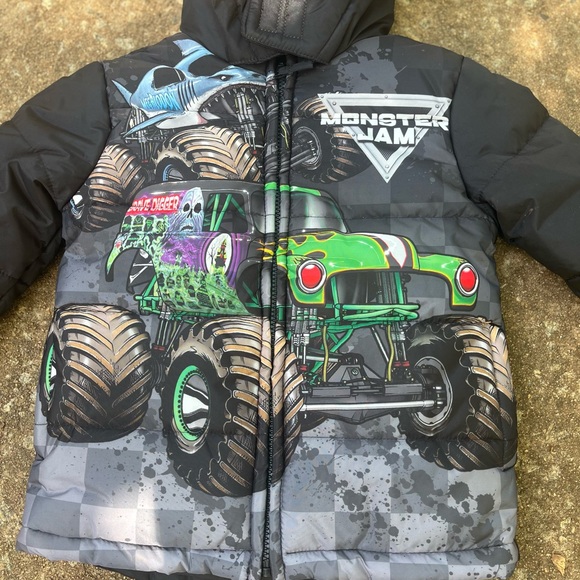 SOLD. - Picture 3 of 11